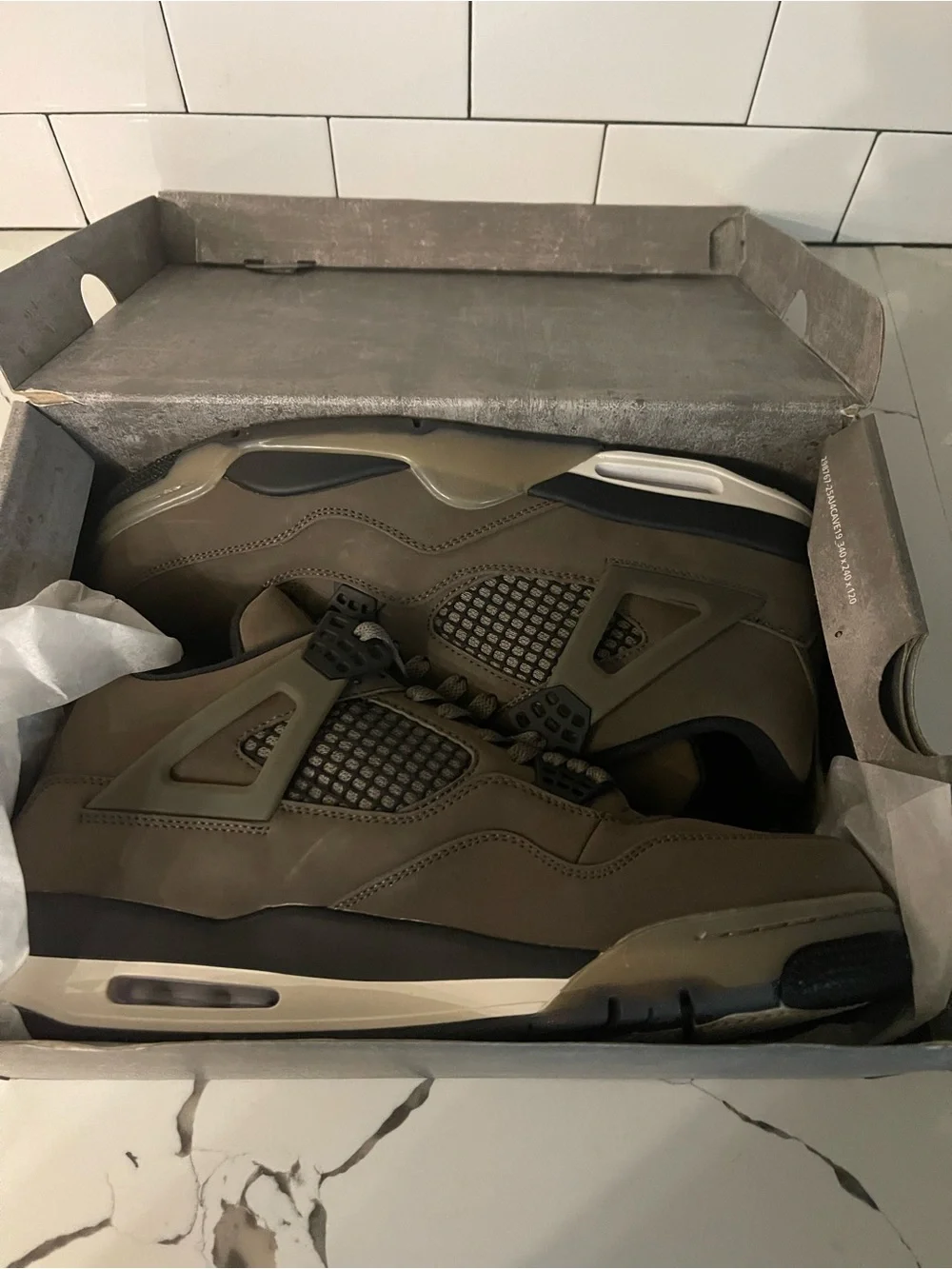 Men’s Retro 4 Cave Stone Size 14.